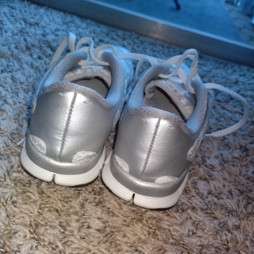 Vintage Nike Sneakers (Snake Skin) - Picture 5 of 6